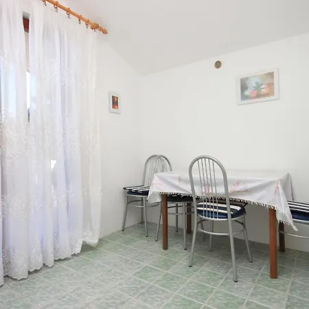 By The Sea Kali, Ugljan - 8202 *