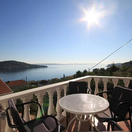 By The Sea Kali, Ugljan - 8202 * Kali