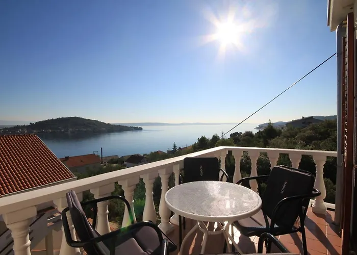 By The Sea Kali, Ugljan - 8202 * Kali