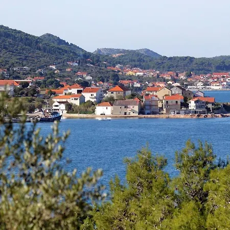 By The Sea Kali, Ugljan - 8202 カリ