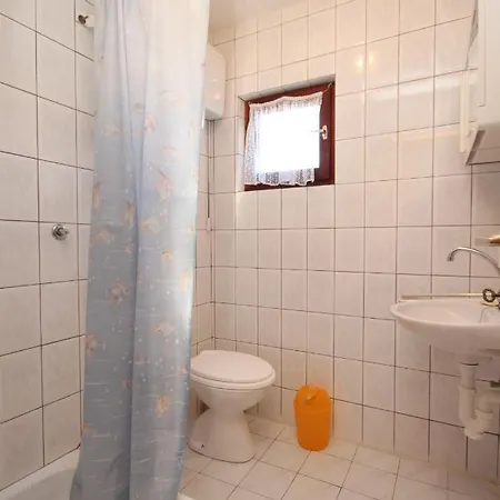 By The Sea Kali, Ugljan - 8202 *