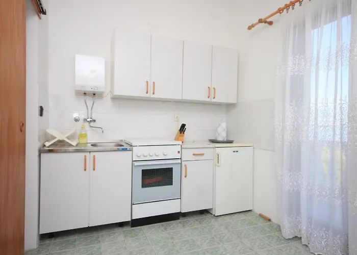 By The Sea Kali, Ugljan - 8202 * Kali