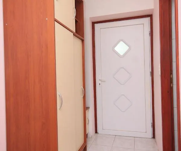 By The Sea Kali, Ugljan - 8202 * Kali